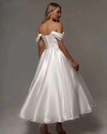 One-shoulder satin wedding dress - Image 2